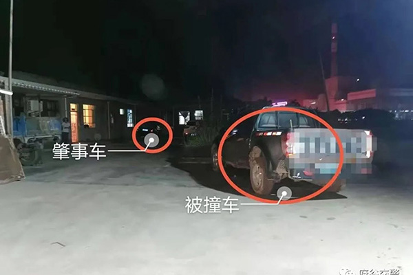 府谷温家峁村路段发生一起交通事故！